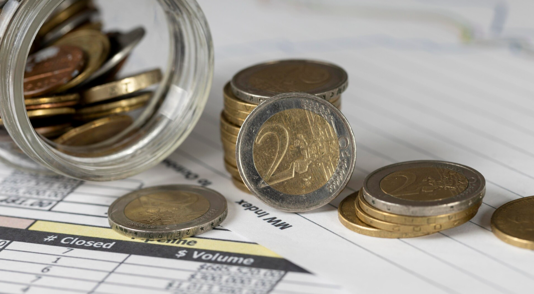 How Digital Banking Tools Improve Savings Tracking